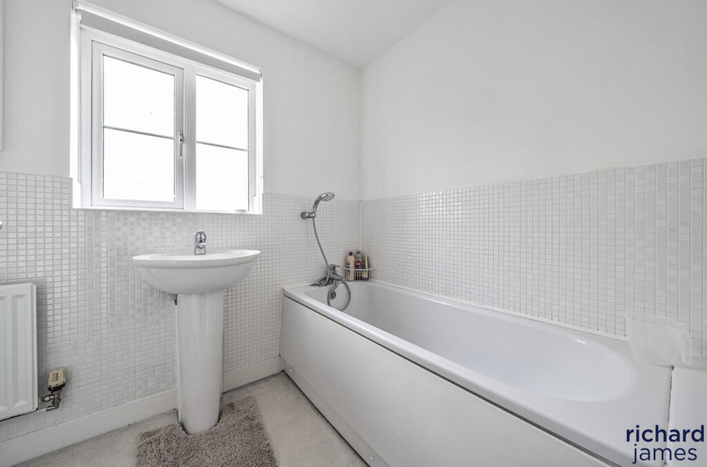 4595db60-be70-4d3...