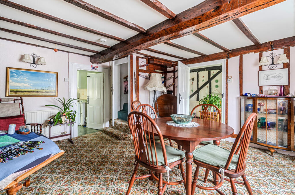 1358937-21-68f0f6...