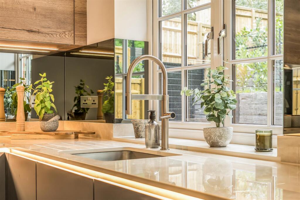 Kitchen lifestyle 1.jpg