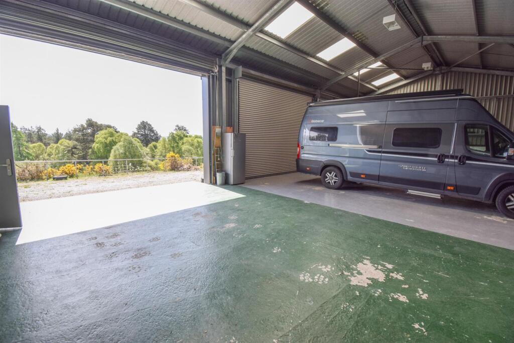 GARAGE ONE