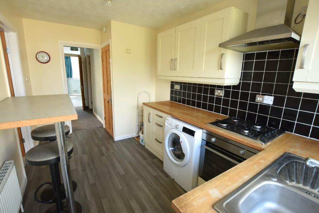 Kitchen (2)