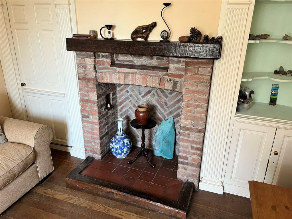 Fireplace.JPG