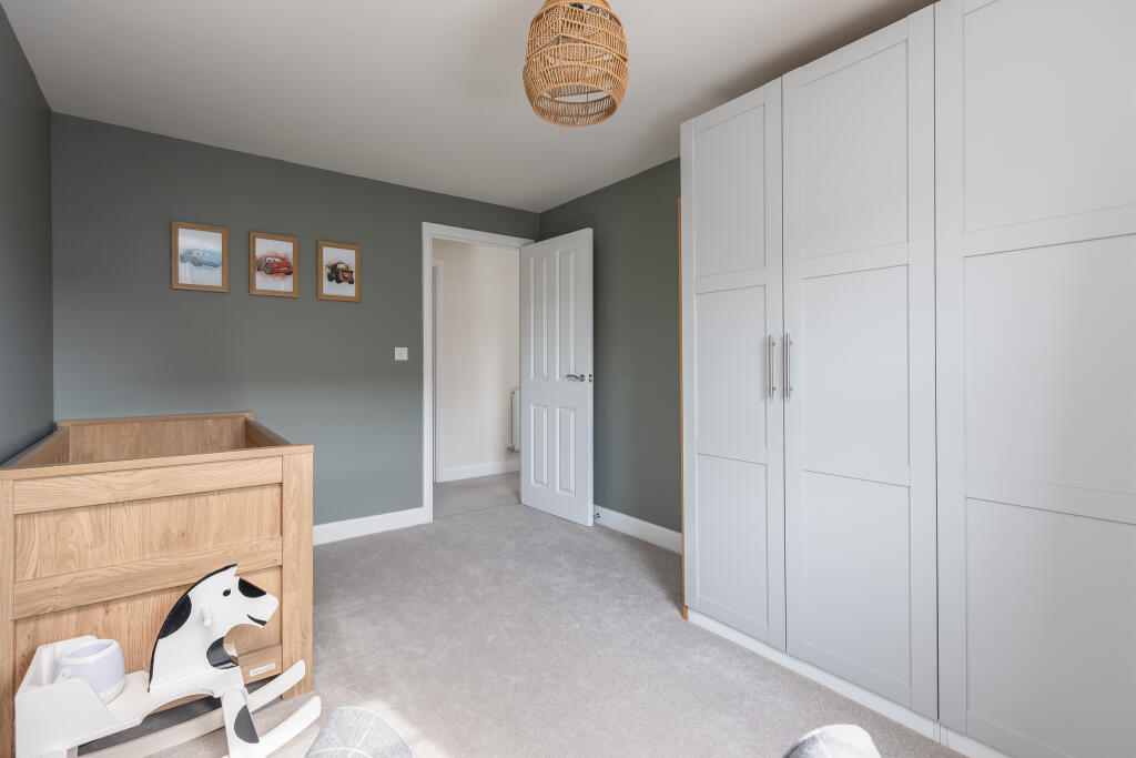Rye Close 23 Bedroom 3-2