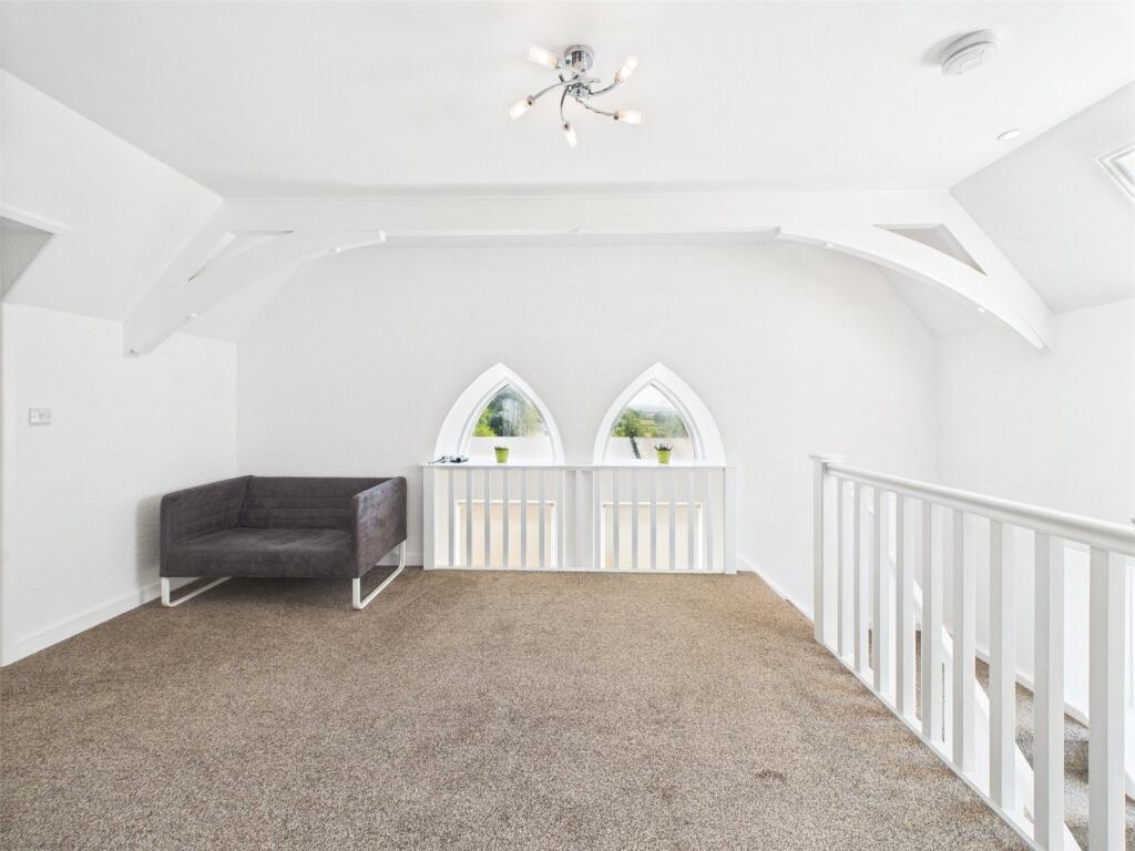 Upstair Study/Lounge