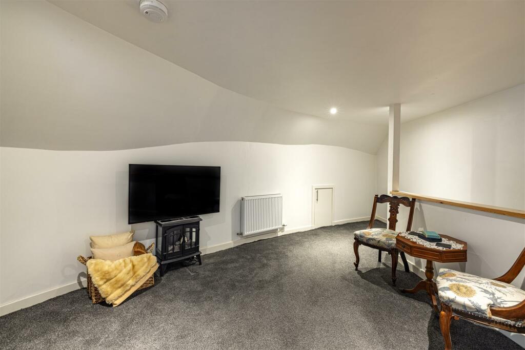 5 Buccleugh Road Extras 07.JPG