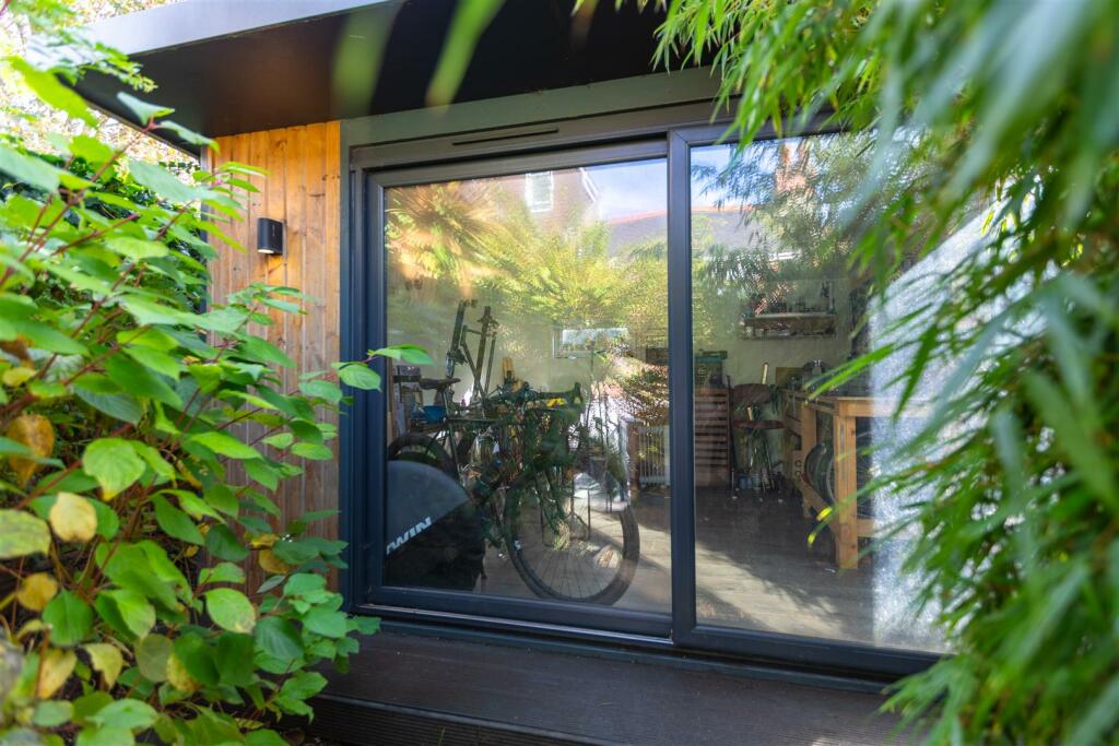 Outbuilding