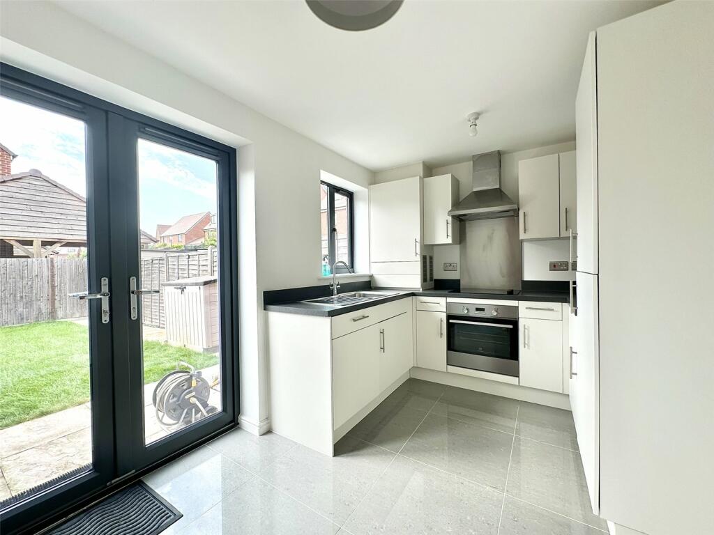 Kitchen/Dining
