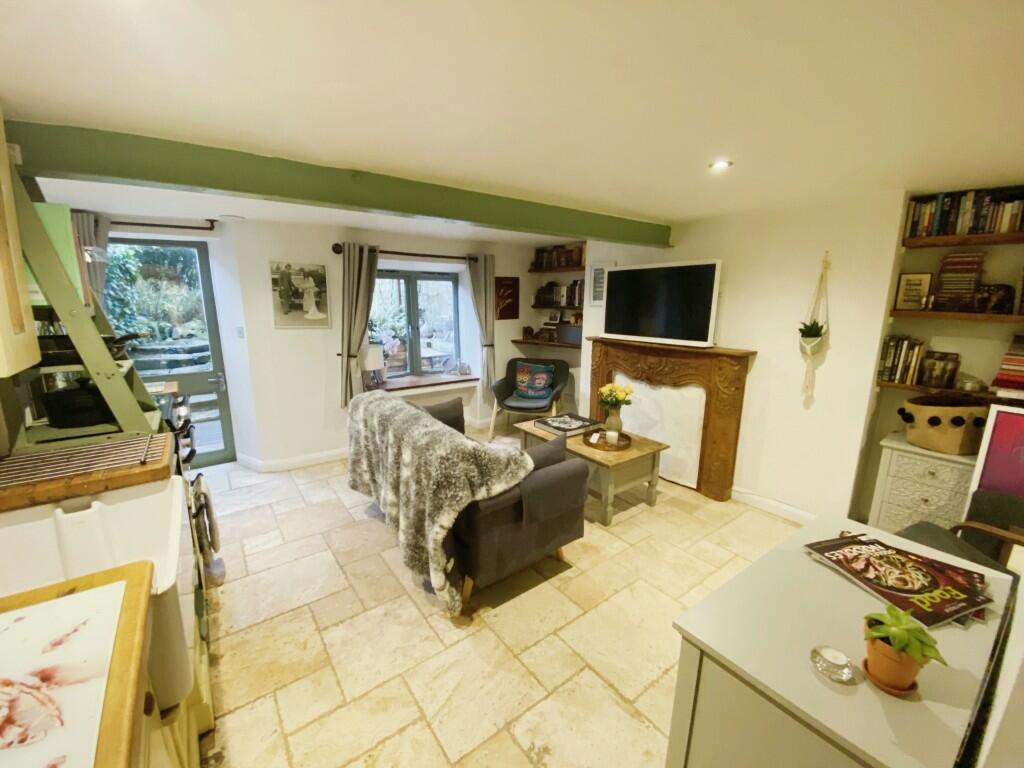 Living Rm &amp; Kitchen