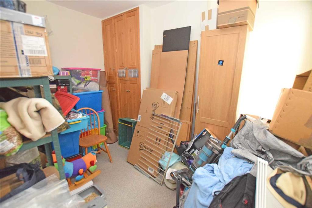 MIDDLE BEDROOM NO. 2