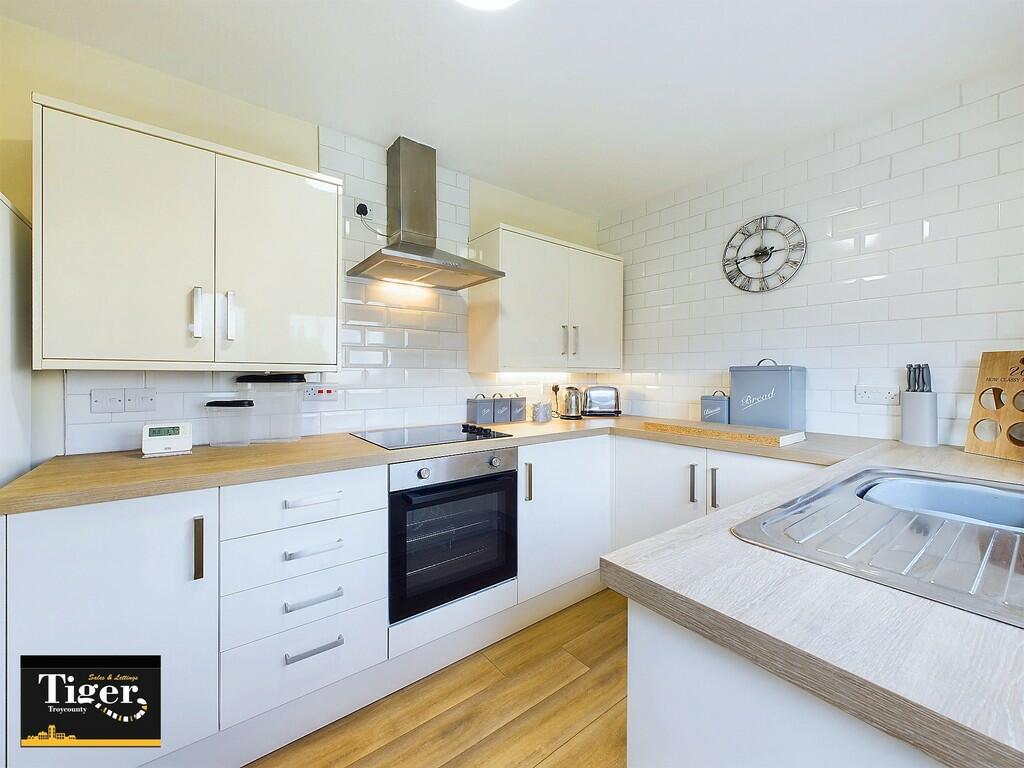 CAM03440G0-PR0216...