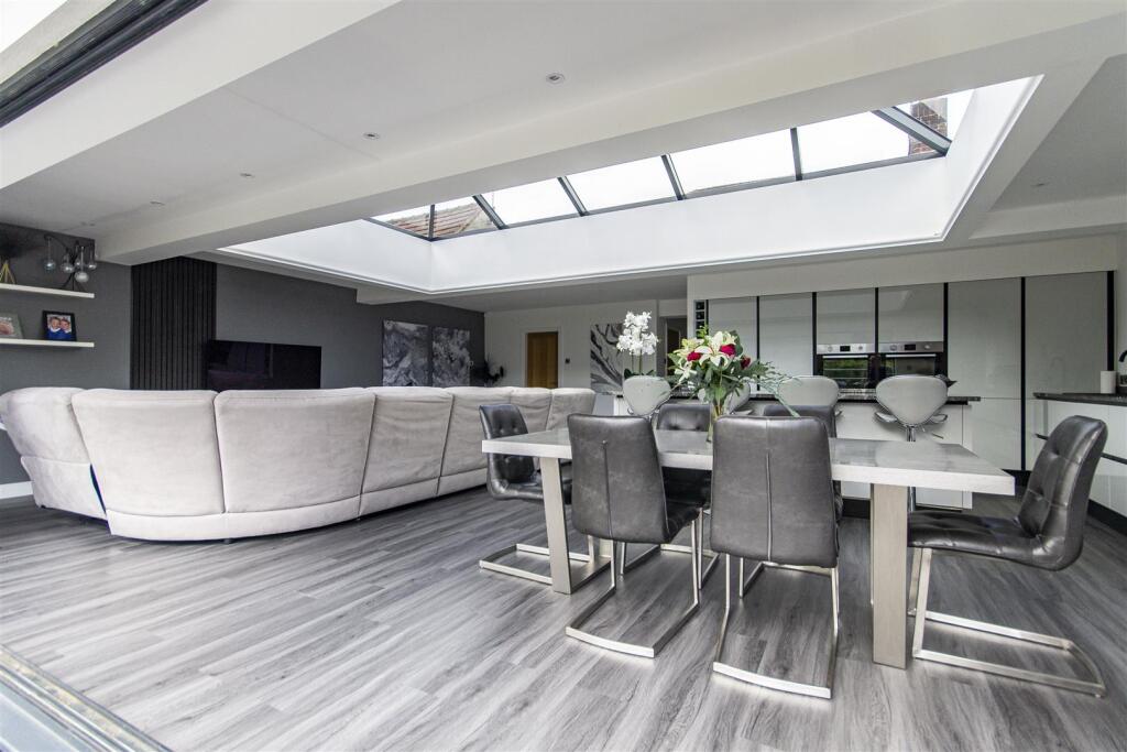 Kitchen/Diner/Family Room