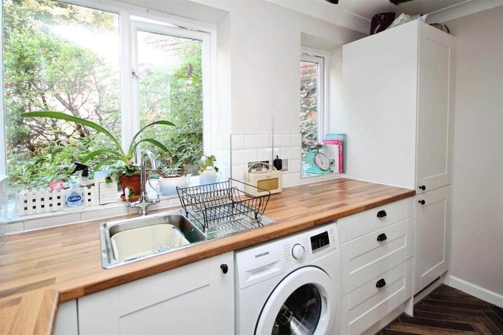 3581a82a-New 20Kitchen 202.jpg