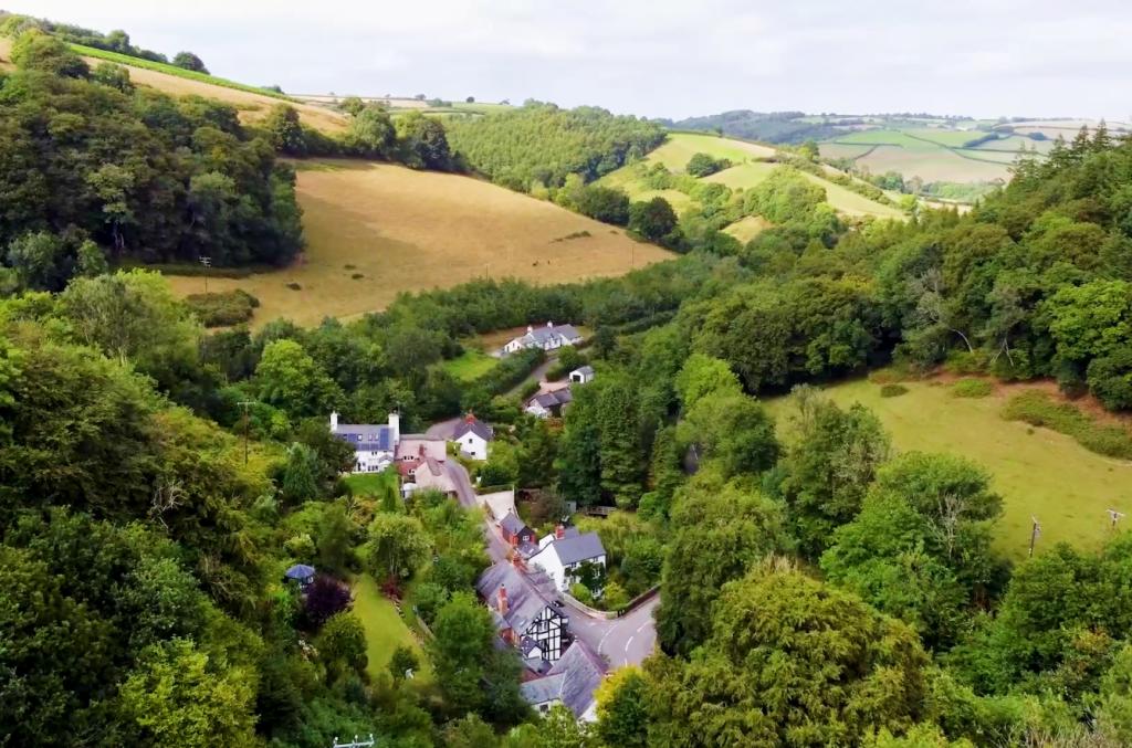 Waterrrow Seddons