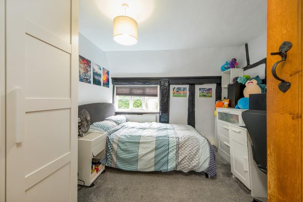 144px-Willow Cott...