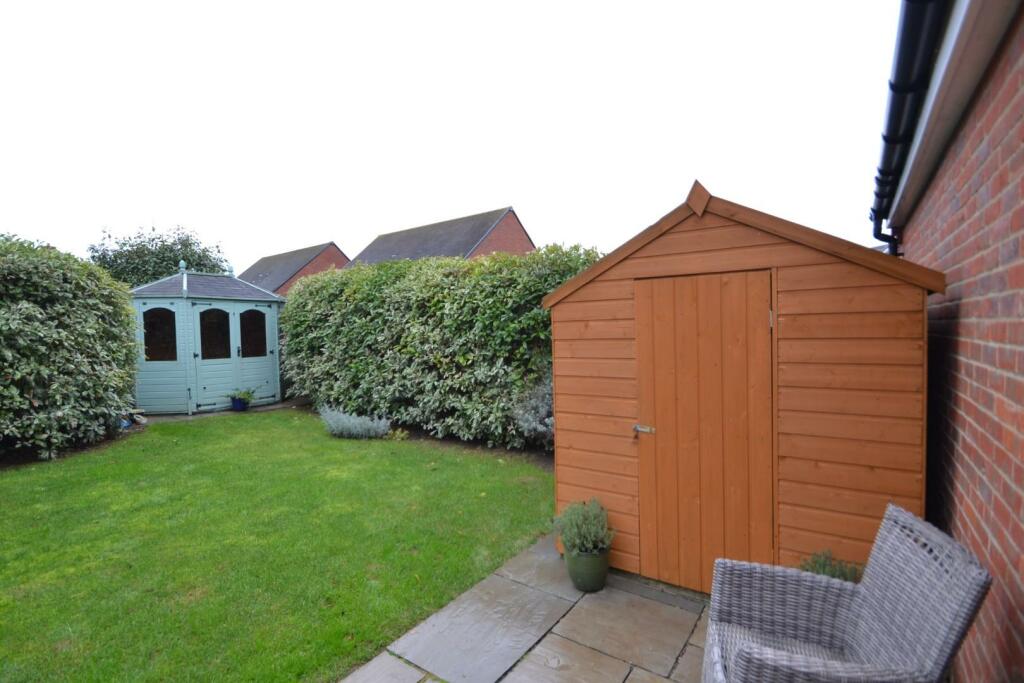 Shed and summer house.JPG