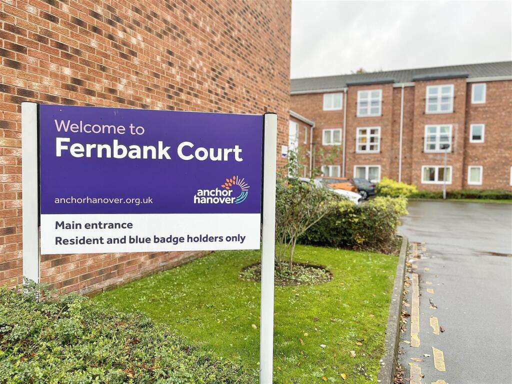 Fernbank Court