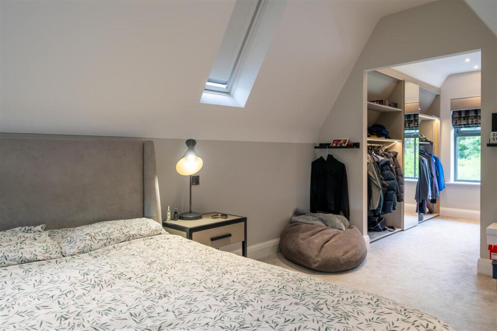 OBI_Will&#39;s House_7R50170-HDR-Edit_Left Side Bedroo