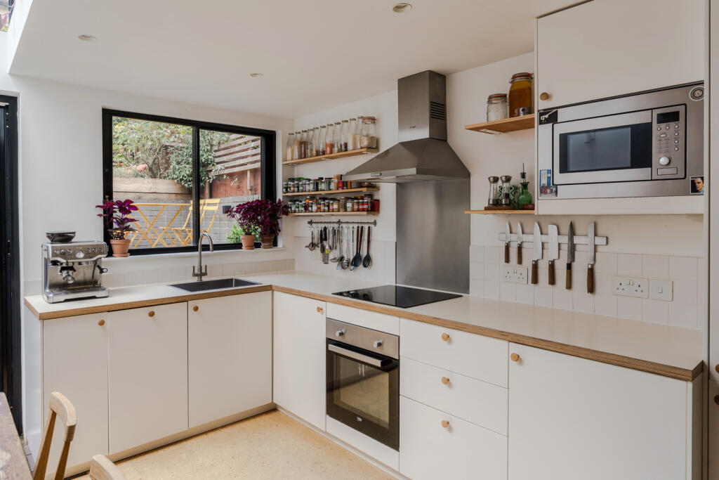 307253 - 8 Foxwell Mews-37.jpeg