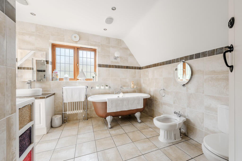En Suite 1