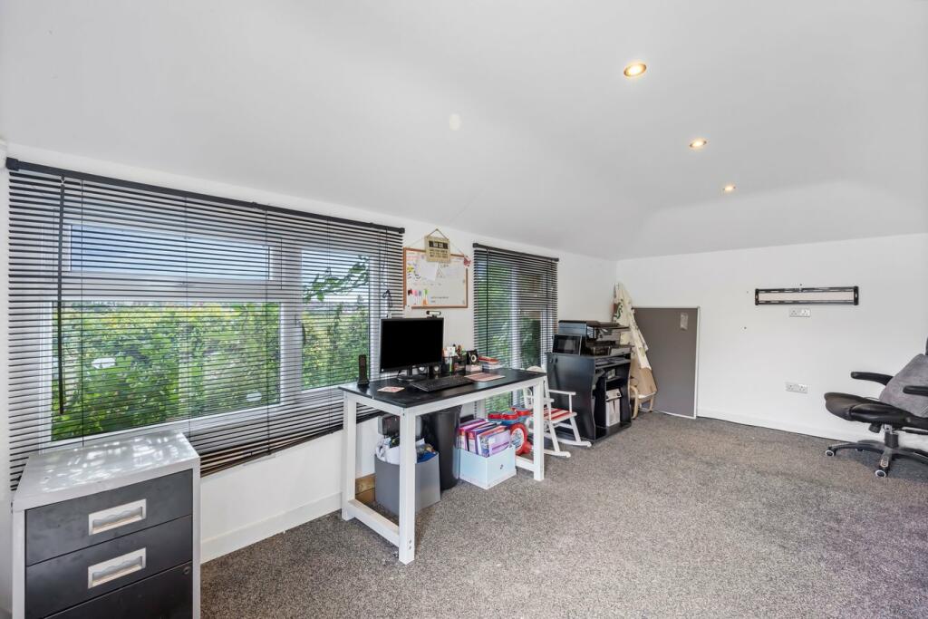 Garden Office/Room