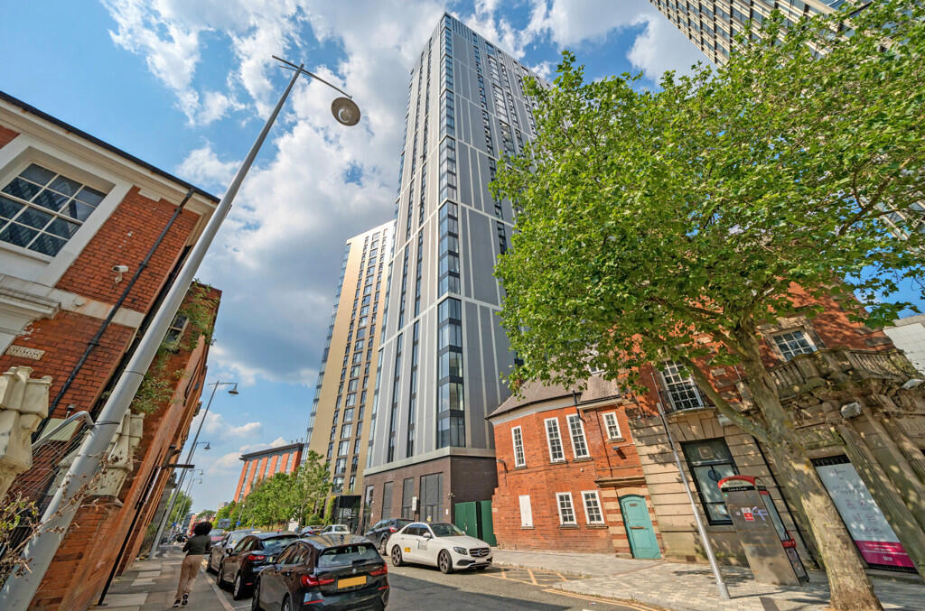 986008 (1).jpg