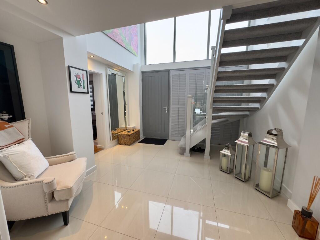 ENTRANCE HALLWAY
