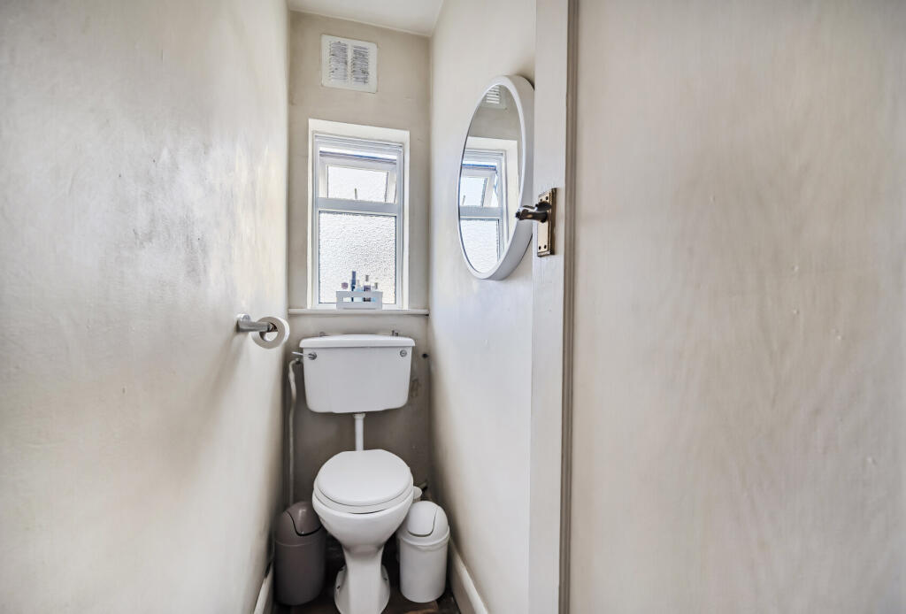 1315234-6-685e8fb...