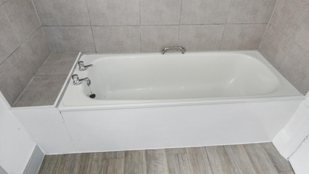 Flat 2, 23 Morpeth Street, Springbank, Hull, East Yorkshire, HU3 1RG