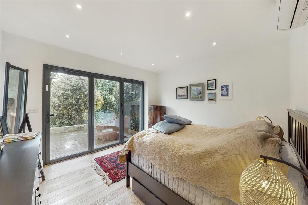 Kingwell, South Hill Avenue - iZosV3KMEwevMJhHqYKG