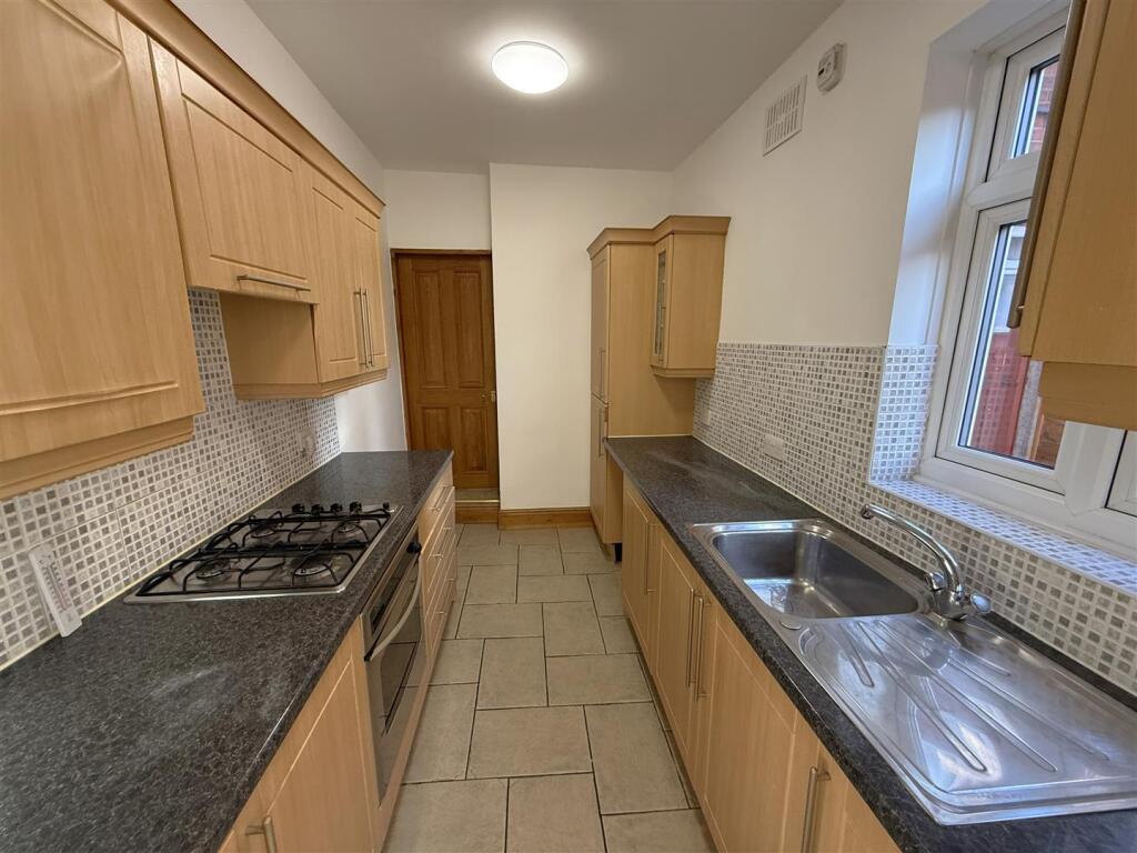 Kitchen B.JPG