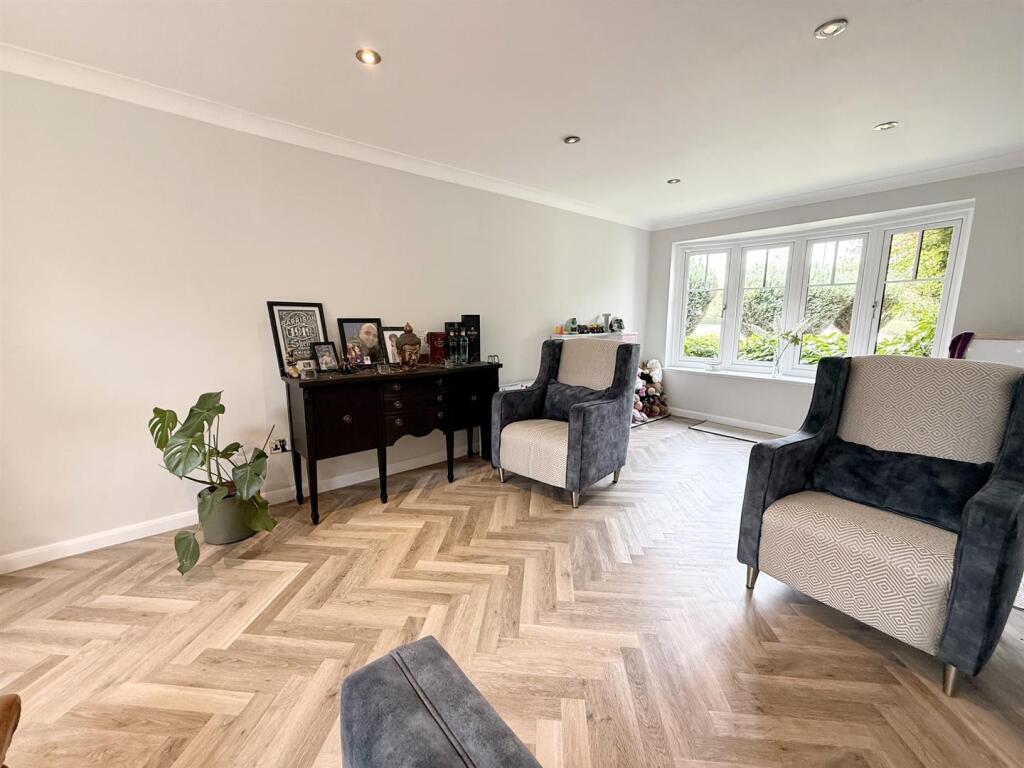 10.JPG
