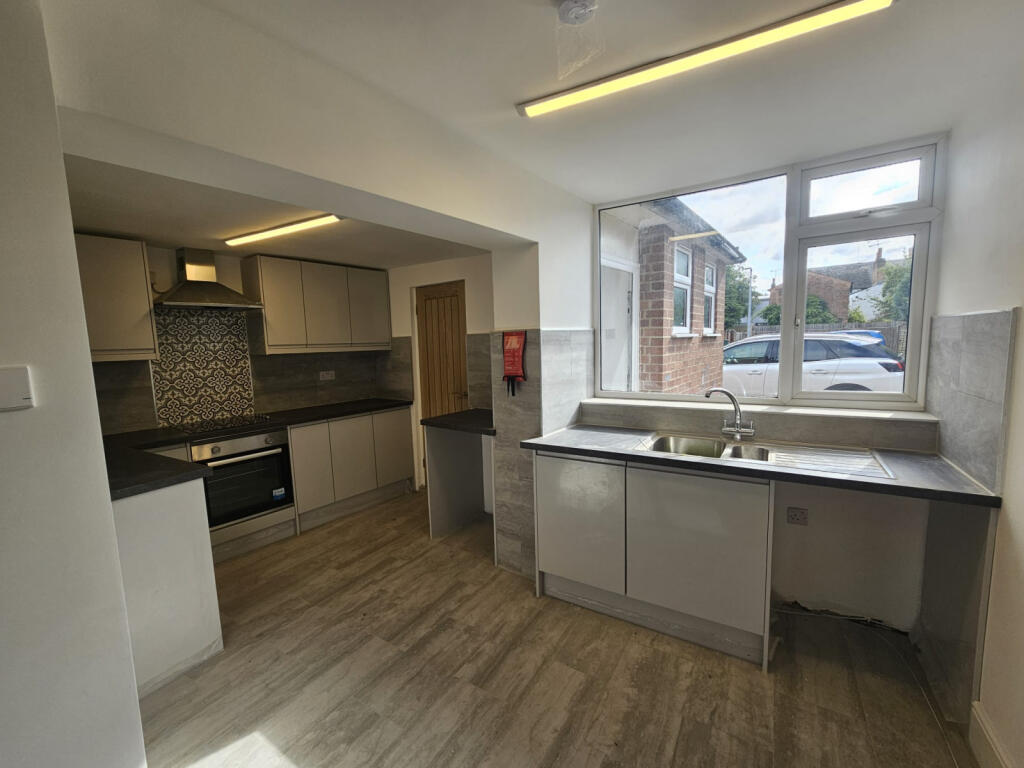 Three Bedroom end of terrace