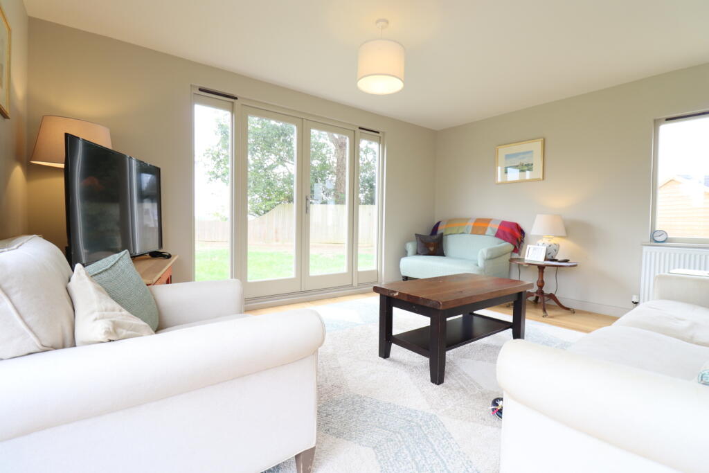 Kitchen/Diner View 3