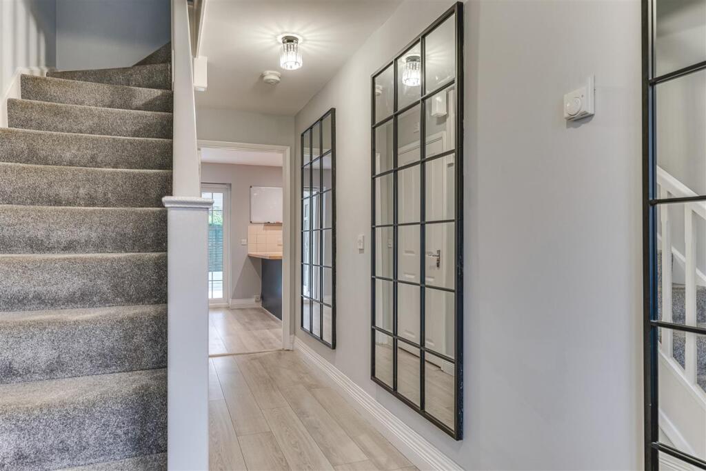 Harmonds Wood Close-14.jpg