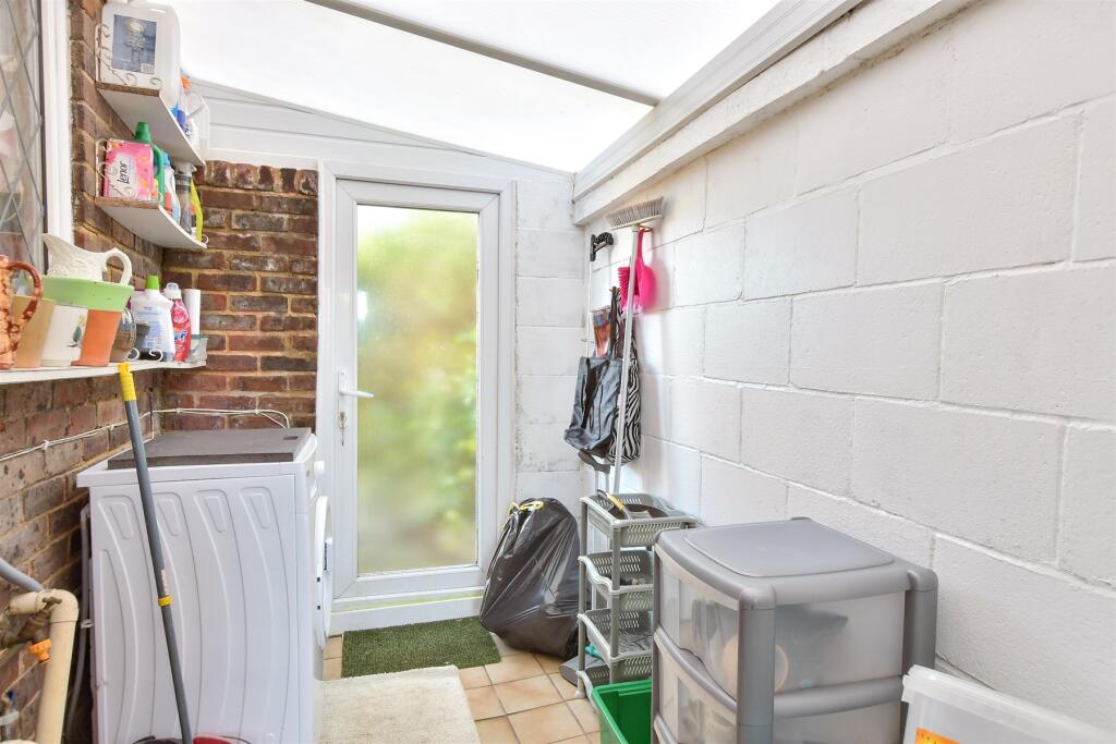 Lean-To