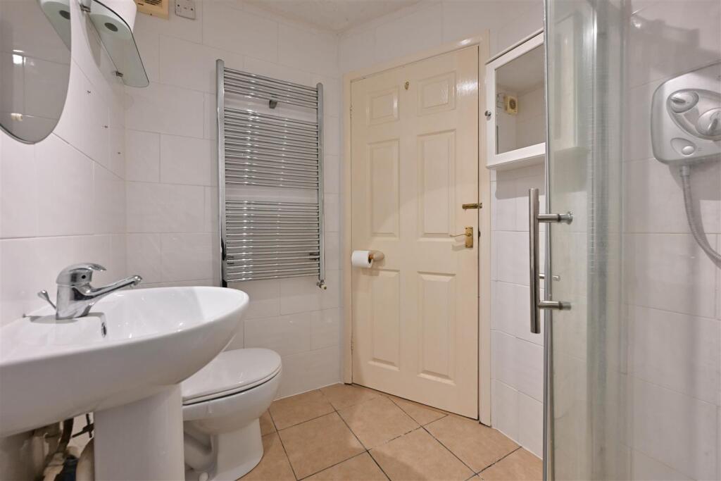 160925  Esmead  Chippenham    008.JPG