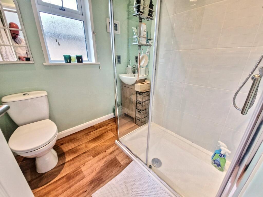 Ensuite Shower Room