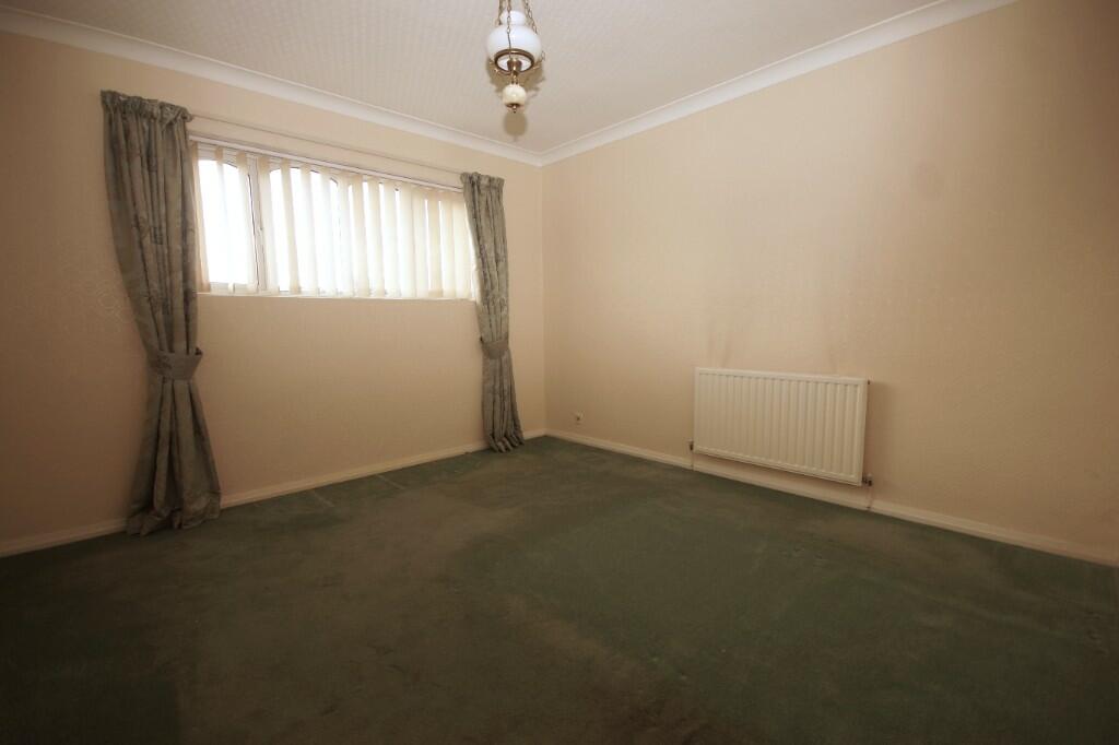 49 Bardsay Cresent