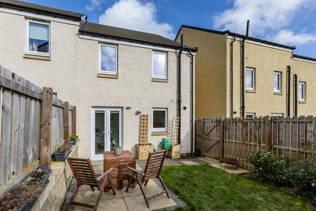 50 Knoll Park Galashiels 32.JPG