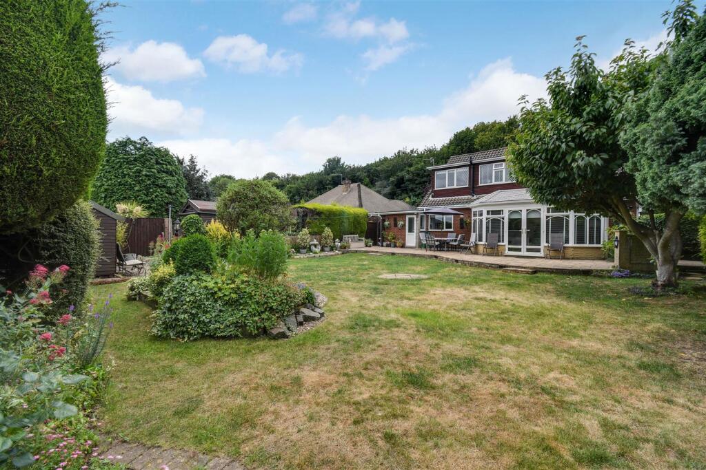 REAR GARDENS