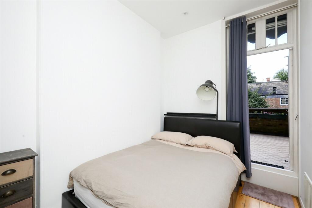 Double Bedroom