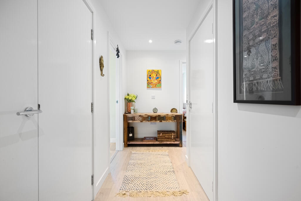 Pinnacle Apartments-5