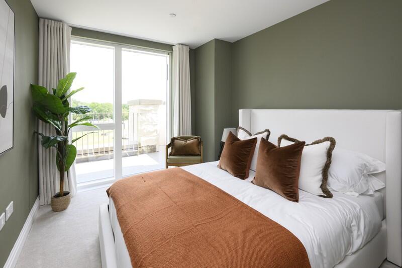 Oakhill, 
Tonbridge Road, 
Hildenborough, 
TN11 9EW
