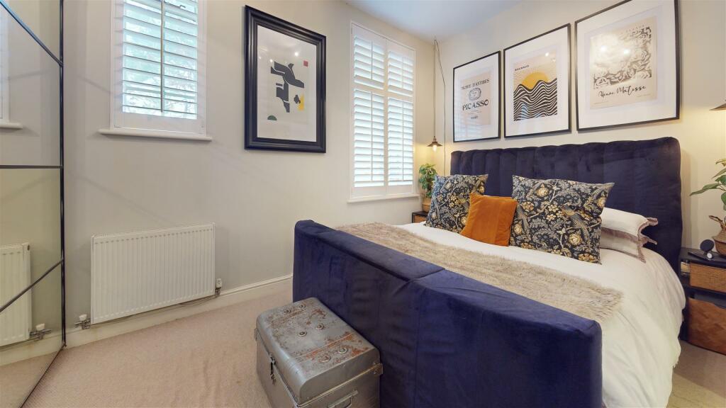 Bedroom (1).jpg