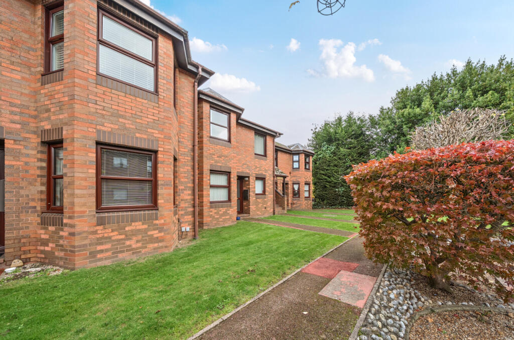 1372245-4-68fa025...