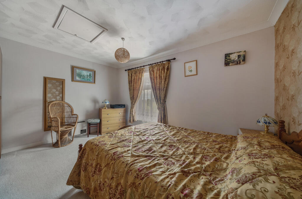 24-682213d87a685-...