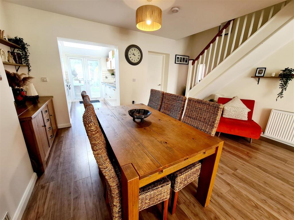Dining Room.jpg