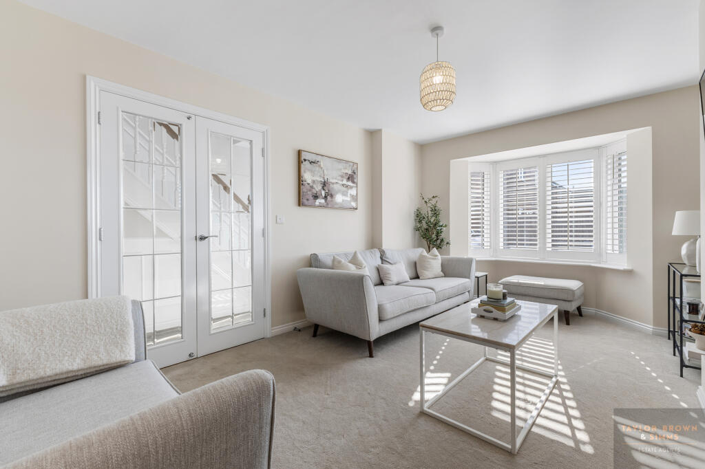 34 Miller Drive-24