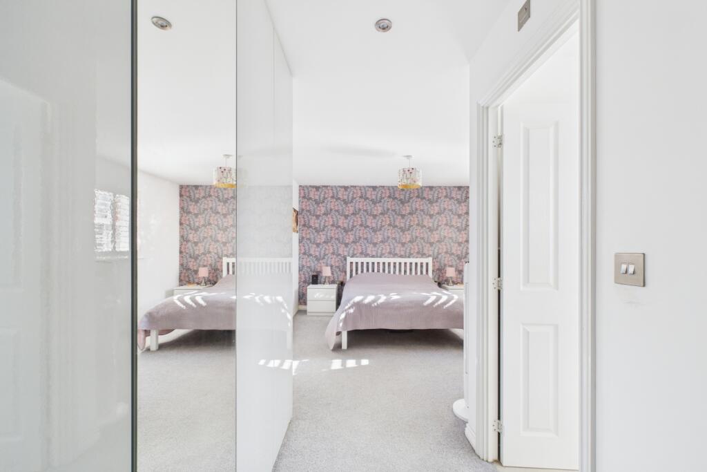 Bedroom 1 Dressing