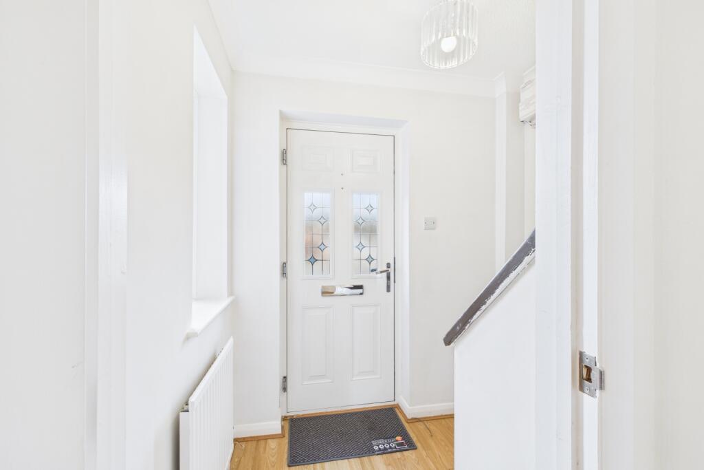 CAM04671G0-PR0081-STILL001